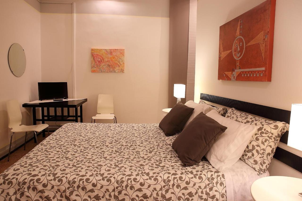 Bari Centro _ Locazioni Turistiche _ Hotel Luaran gambar